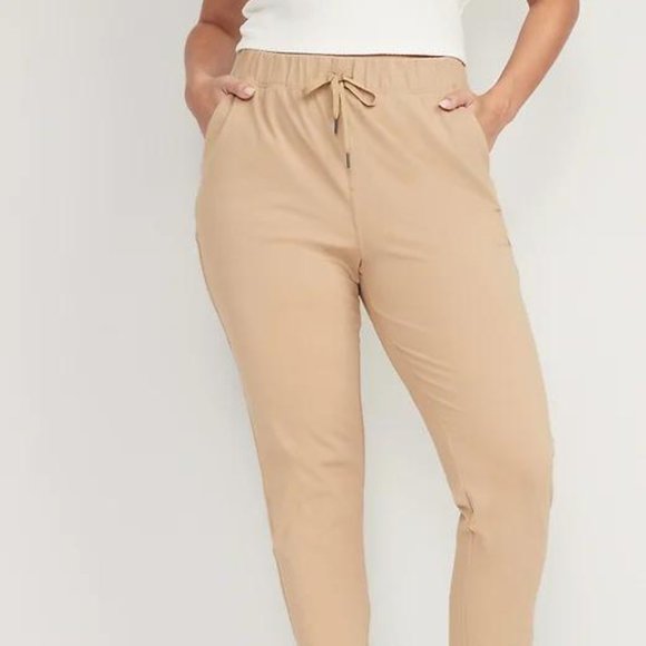 Old Navy High-Waisted Powersoft Coze Edition Slim Taper Pants for Women New - Picture 8 of 12